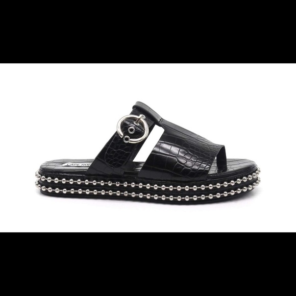 Snakeskin Sandal! - Picture 4 of 4